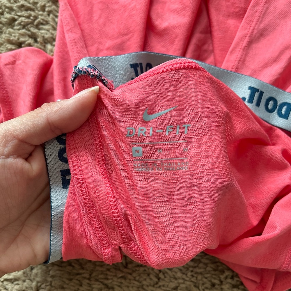 Nike Tank Top - Picture 5 of 7